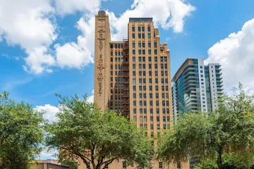 Cambria Hotel Houston Downtown Convention Center