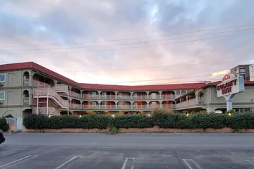 Colony Inn
