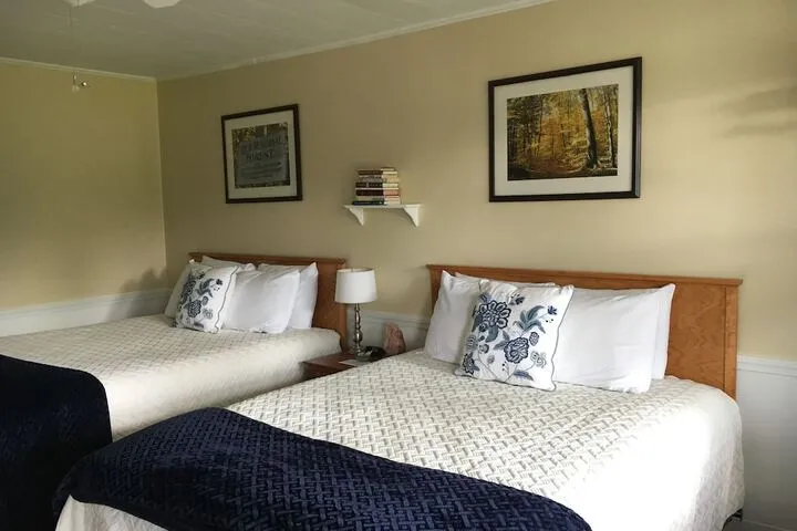 Room 2 of 44