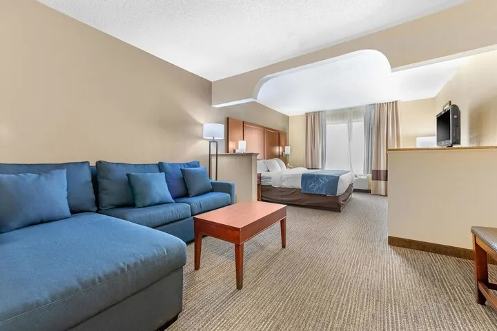 Room 5 of 50