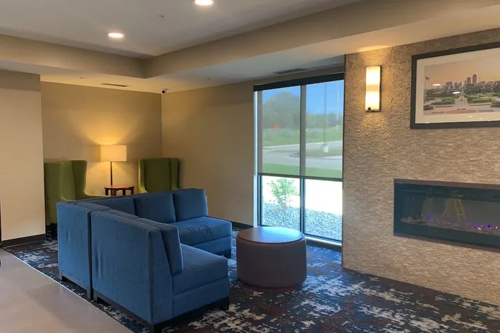 Hotel 2 of 49