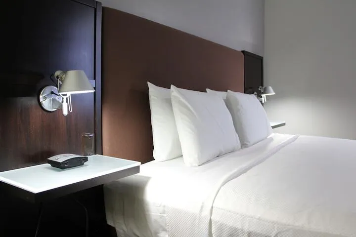 Room 5 of 35