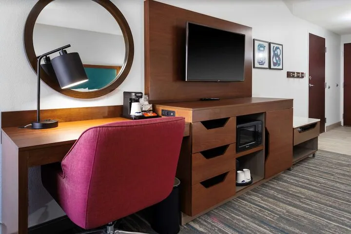 Room 5 of 21