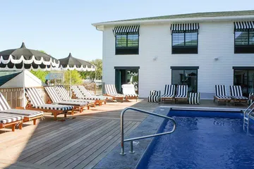 The Inn Hotel Lake Okoboji an Ascend Collection Hotel