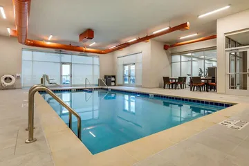 Cambria Hotel Milwaukee Downtown