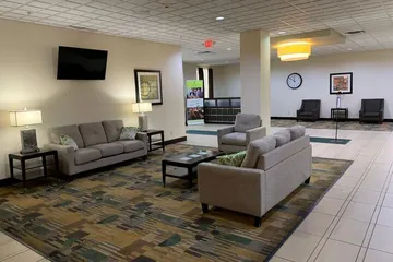 Quality Inn & Suites Downtown Mansfield
