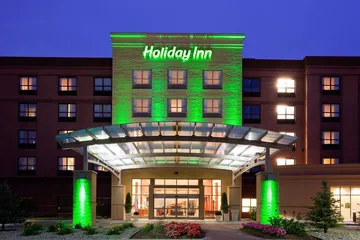 Holiday Inn Madison at the American Center by IHG