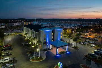 Holiday Inn Express N.Myrtle Beach- Little River by IHG