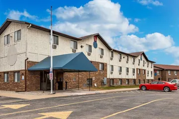 Econo Lodge Inn & Suites Auburn
