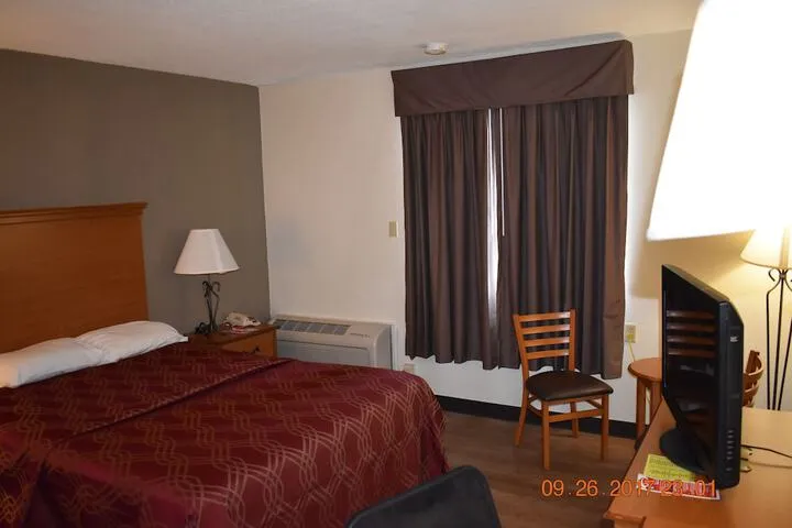 Room 5 of 35