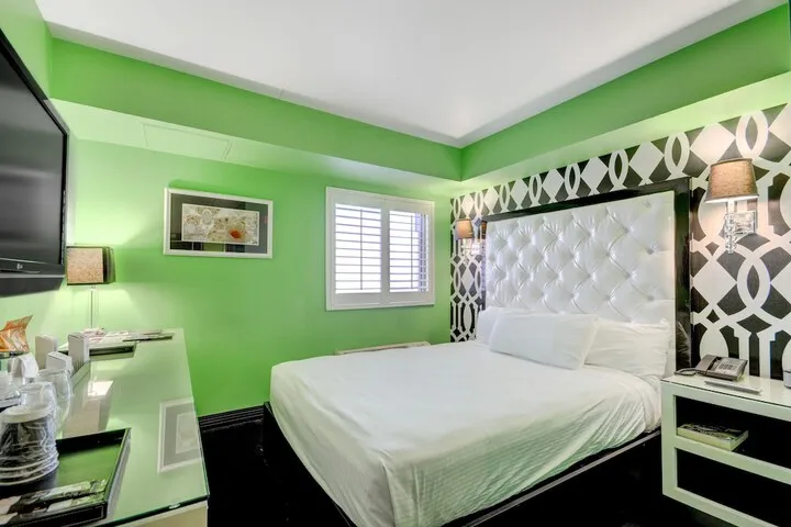 Room 5 of 41