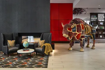 Hyatt Place Peña Station / Denver Airport