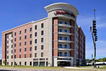 Hampton Inn Cedar Falls Downtown
