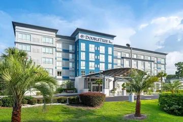 DoubleTree by Hilton Brunswick