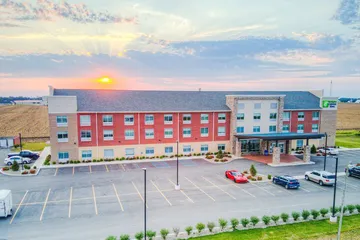 Holiday Inn Express & Suites Remington by IHG