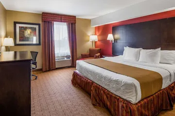 Best Western Plus Bowmanville