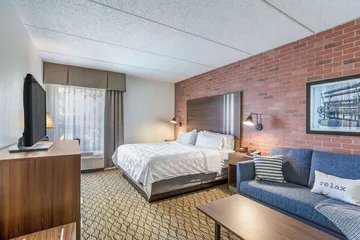 Burrstone Inn an Ascend Collection Hotel