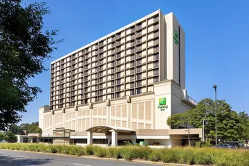 Holiday Inn National Airport / Crystal City by IHG