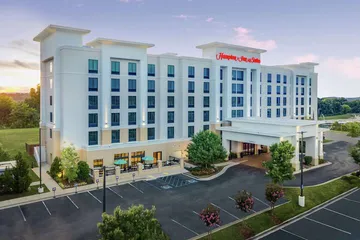 Hampton Inn & Suites Chattanooga / Hamilton Place
