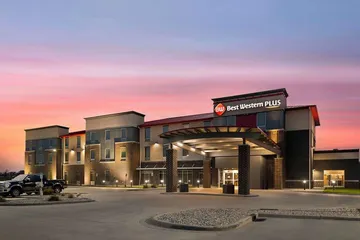 Best Western Plus Lakeview Hotel