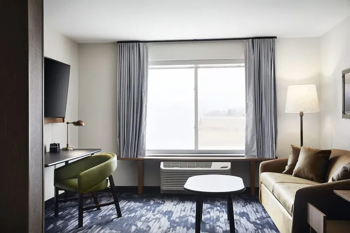 Room 3 of 24
