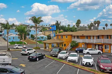 Redondo Inn and Suites