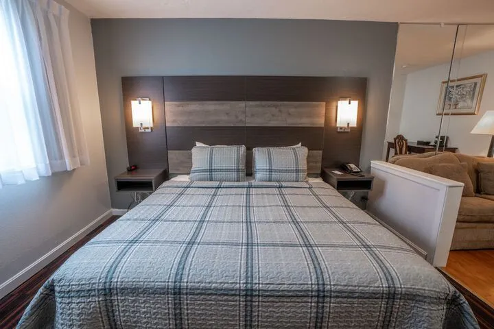 Room 5 of 59