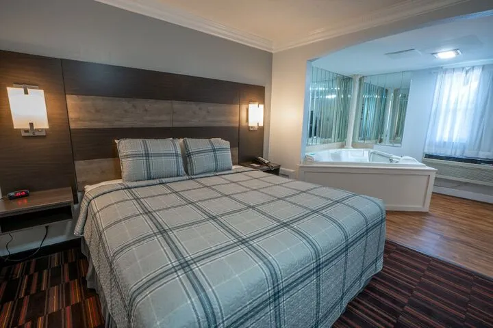Room 3 of 59