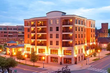 Hampton Inn & Suites Saratoga Springs Downtown