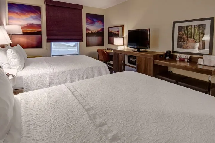 Room 3 of 18