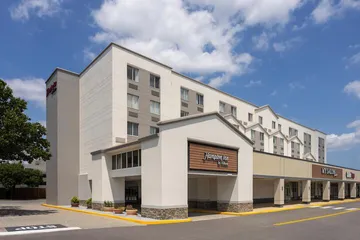 Hampton Inn Baltimore / Glen Burnie