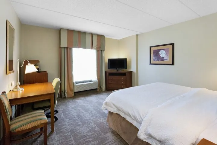 Room 5 of 57