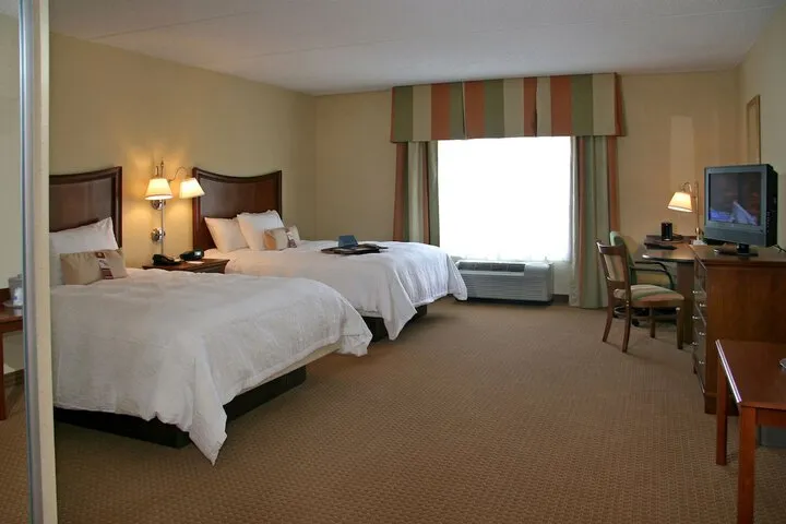 Room 4 of 57