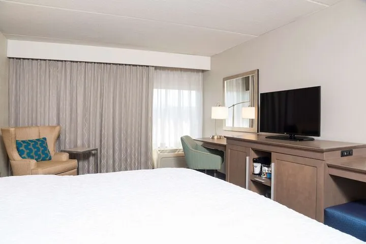 Room 5 of 69