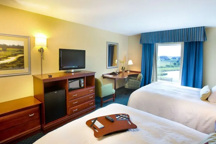 Room 4 of 14