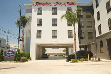 Hampton Inn & Suites Los Angeles / Sherman Oaks