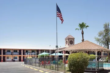 Howard Johnson by Wyndham Yuma