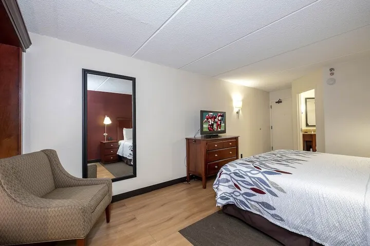 Room 5 of 31