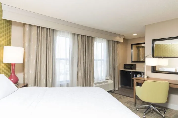 Room 5 of 27