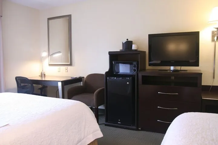Room 5 of 49