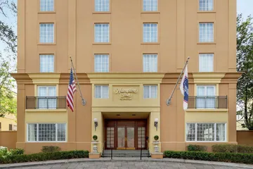 Hampton Inn New Orleans-St. Charles Ave. / Garden District