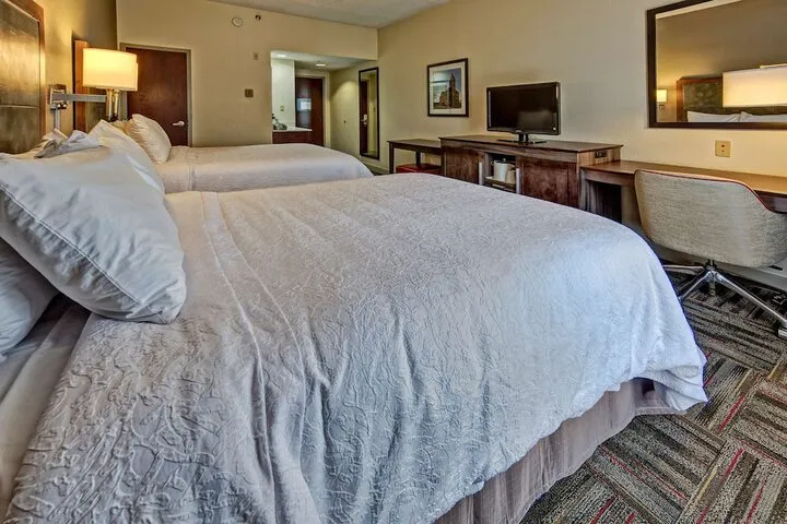 Room 3 of 25