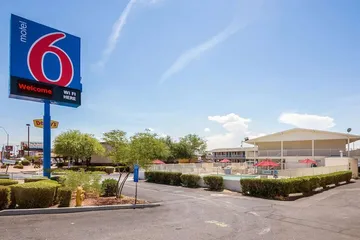 Motel 6 Youngtown AZ - Phoenix - Sun City