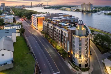 Homewood Suites by Hilton Savannah Historic Dist / Riverfront