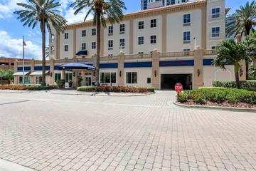Hampton Inn & Suites St. Petersburg / Downtown