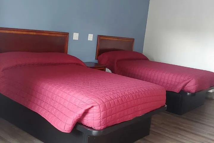 Room 3 of 6