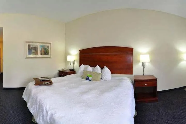 Room 5 of 29