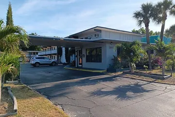 Budget Inn East