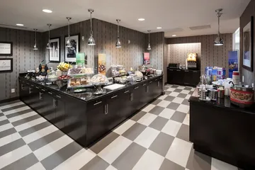Hampton Inn San Diego-Downtown