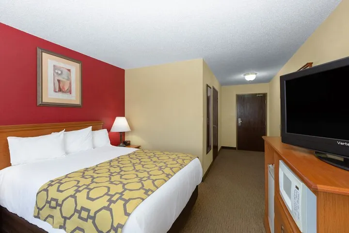 Room 3 of 17